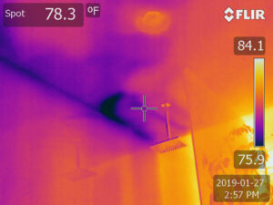 Infrared thermography moisture inspection in Los Angeles