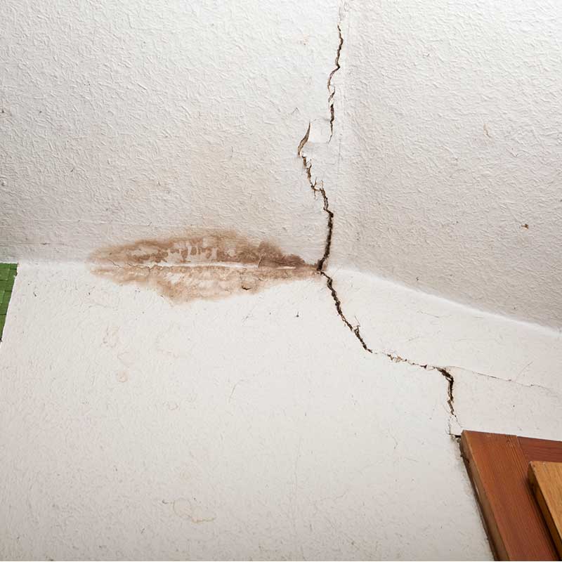 Common Causes of Water Intrusion in Los Angeles