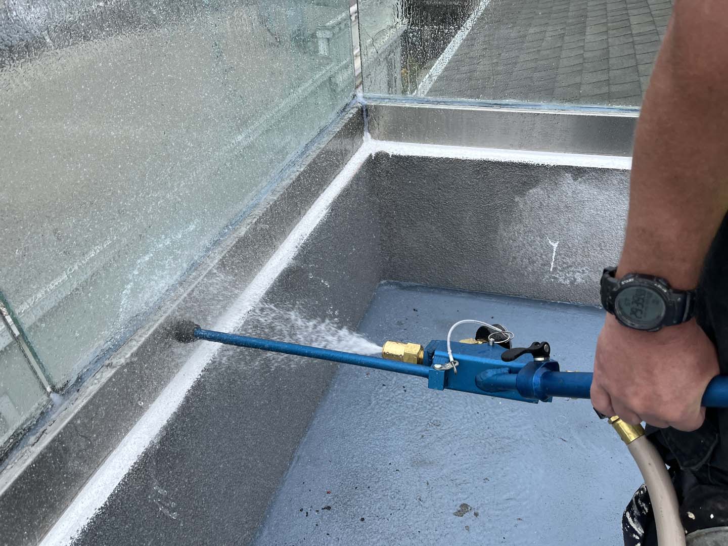 AAMA 501.2 Quality Assurance and Diagnostic Water Leakage Field Test
