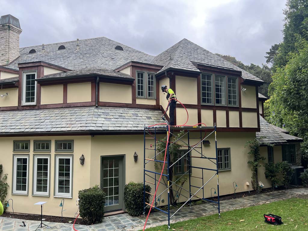 New window and stucco wall testing for leaks in Los Angeles, Arizona, Utah, and Nevada